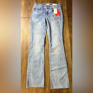 NWT Lucky Brand Sweet Mid Rise Boot. 4/27 R